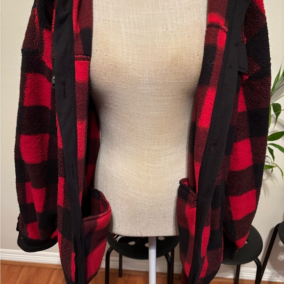 Red and Black Checkered shacket - Picture 4 of 4